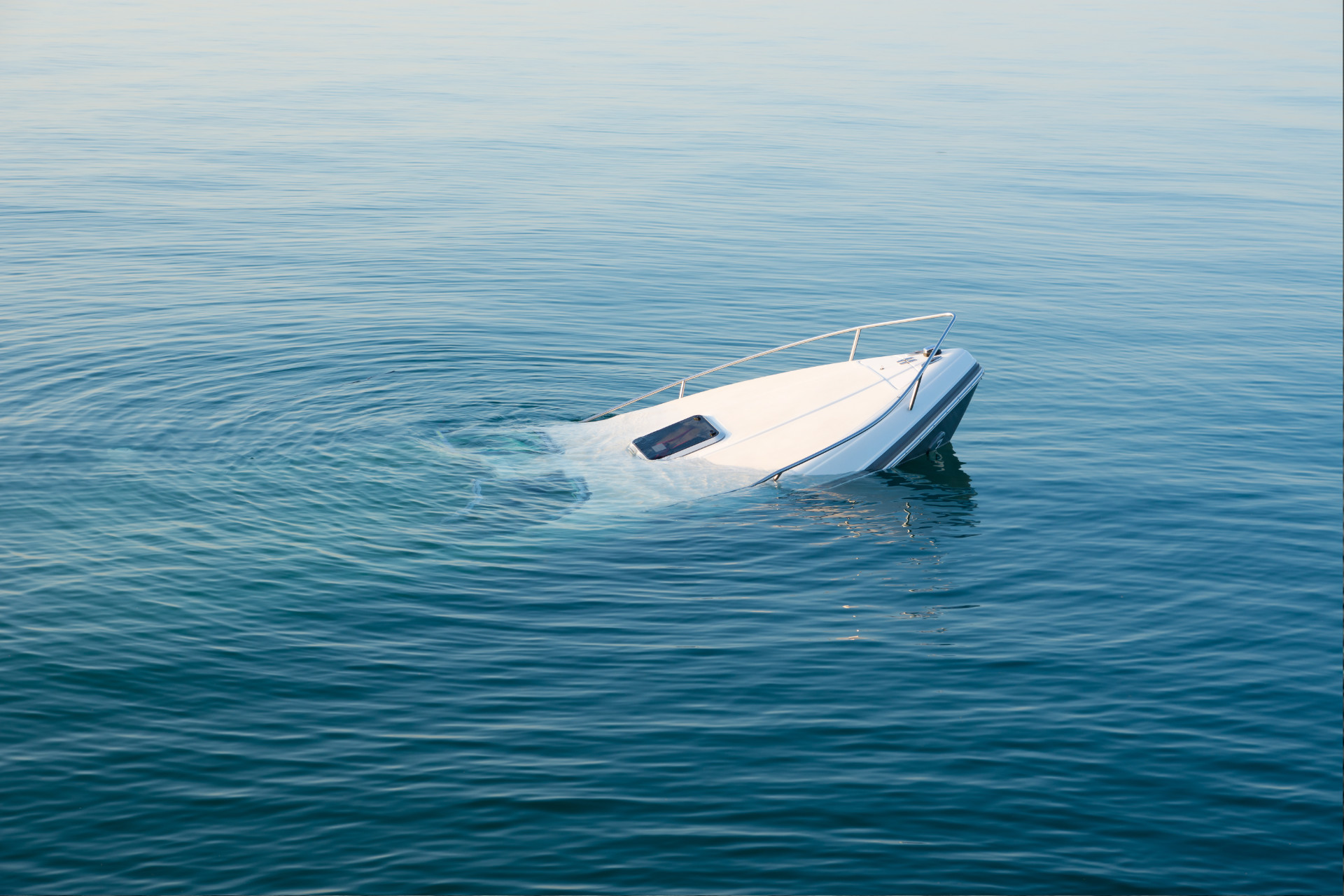 Sinkendes Boot CSI